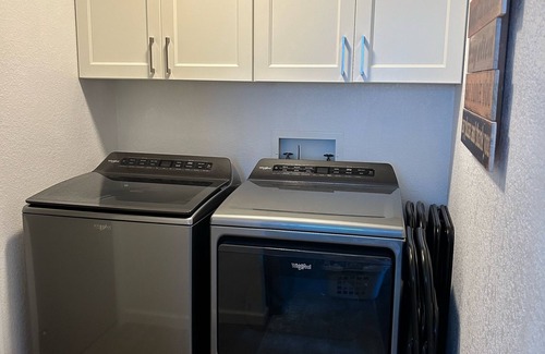 McKinleyville House | Charming 3-bedroom house in McKinleyville with fitness room-Near beach & Airport