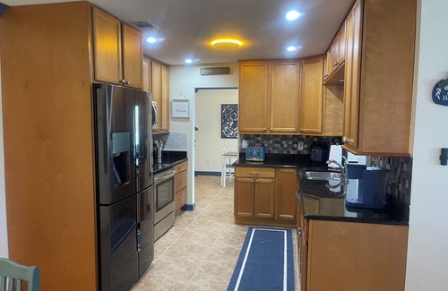 Port Saint Lucie House | Charming 3-bedroom house with AC, fitness room, WiFi in Port St. Lucie
