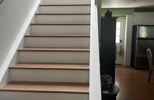 Canyon Country House | Charming 3-Bedroom Newly Remodeled Guest House on Equestrian Ranch
