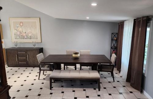 North Hollywood House | Charming 3-bedroom 2-Bathroom house in North Hollywood