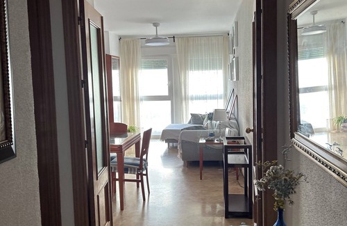 Cadiz Apartment | Charming 3-bedroom apartment with WiFi and AC in lovely Cádiz