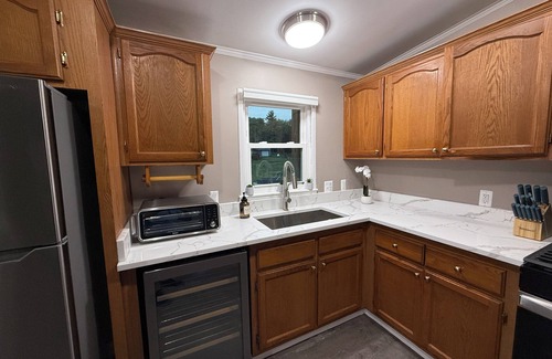 Eau Claire Cottage | Charming 3-bedroom cottage with WiFi, AC in soothing Indian Lake, MI