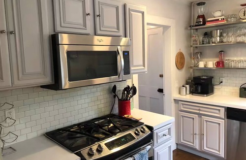 Greenport West Cottage | Charming 3-bedroom cottage in fabulous Greenport