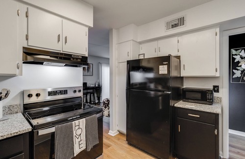 Woodfield Condo | Charming 3-bedroom condo minutes away from Ft Jackson Army Training Base
