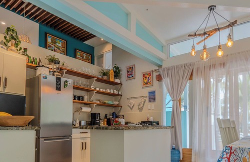 Parrita Cottage | Charming 3-bedroom cottage in Parrita with WiFi, AC