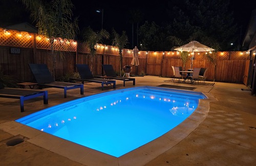 Fetters Hot Springs-Agua Caliente Cottage | Charming 3-bedroom cottage with hot springs mineral water pool in Wine Country