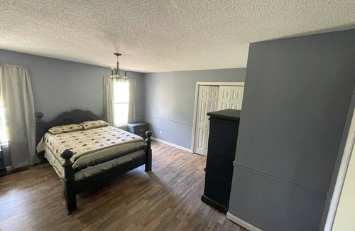 Dalton Other | Charming 3-bedroom farmhouse in Dalton
