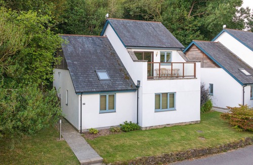 Carnon Downs Cottage | Charming 3-bedroom cottage located within 5 star gated complex at The Valley