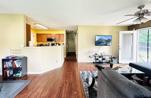 Greensboro House | Charming 3-bedroom house with Smart TVs and WiFi in serene Greensboro