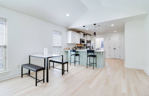 Abbeville House | Charming 3-bedroom house in serene Abbeville with AC, WiFi