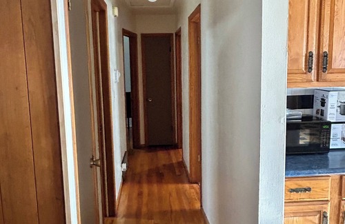 Milwaukee House | Charming 3-bedroom house with AC and WiFi in marvelous Milwaukee