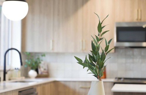 Lincoln House | Charming 3-bedroom home close to Vancouver Downtown