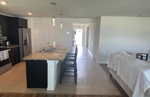 Newberry House | Charming 3-bedroom house with WiFi and AC in Newberry
