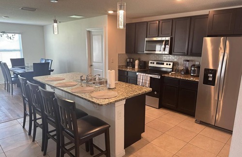 Newberry House | Charming 3-bedroom house with WiFi and AC in Newberry