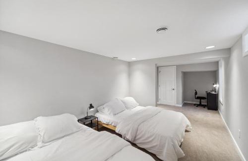 Thomas - Dale House | Charming 3 bedroom house in lovely Como Neighborhood Saint Paul