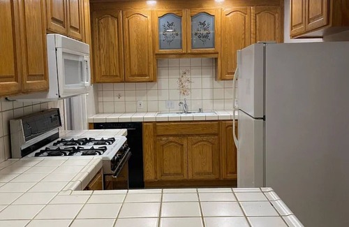 Willow Glen House | Charming 3-bedroom house with WiFi, AC in welcoming San Jose