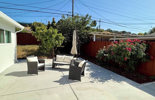 South San Jose House | Charming 3-bedroom house with AC, WiFi in fabulous San Jose