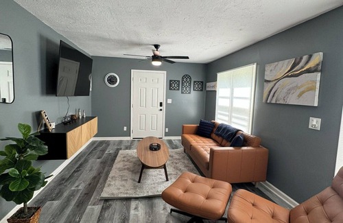 Jackson House | Charming 3-bedroom house in Jackson's Lana district.