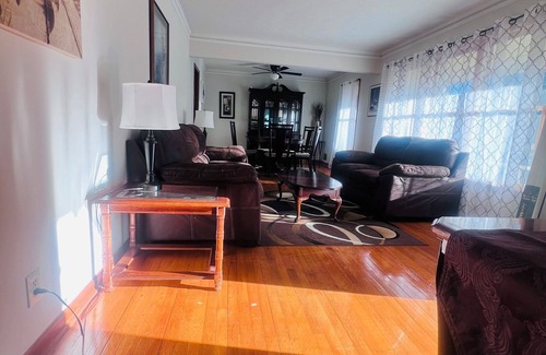 Lilburn House | Charming 3-bedroom house with AC, WiFi in lovely Lilburn