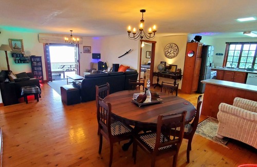 Elysium House | Charming 3-bedroom house with AC and WiFi in lovely s coast, fantastic sea views