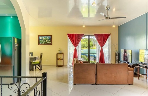 El Cerro House | Charming 3-bedroom house with AC and WiFi in Quepos