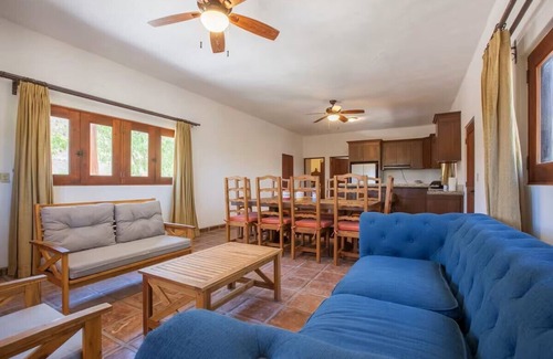 Pichilingue House | Charming 3-bedroom house with AC, WiFi in wonderful La Paz