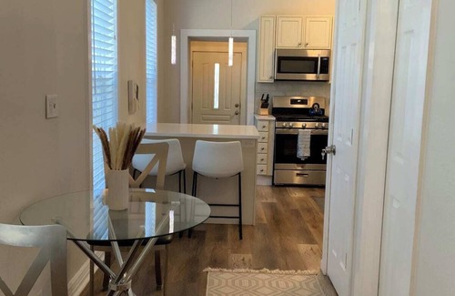 Baker House | Charming 3-bedroom House in Trendy South Broadway Neighborhood