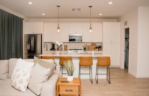 Fresno House | Charming 3-bedroom house with countryside aesthetics in fabulous Fresno.