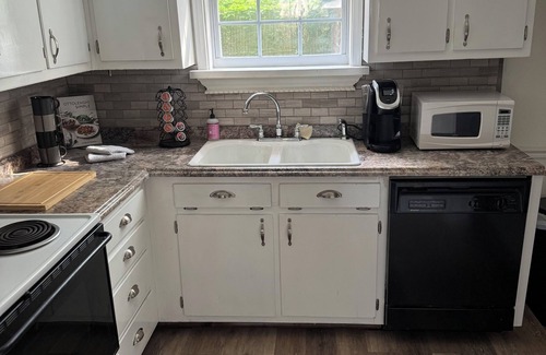 Mobile House | Charming 3-bedroom house in Springhill
