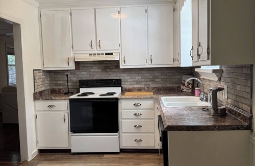 Mobile House | Charming 3-bedroom house in Springhill