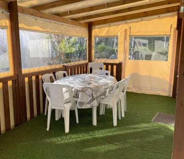 Les Mathes House | Charming 3-Bedroom Mobile Home in Les Mathes, France