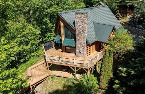 Topton Cabin | Charming 3-Bedroom Mountain Cabin in Topton – Your Perfect Getaway!