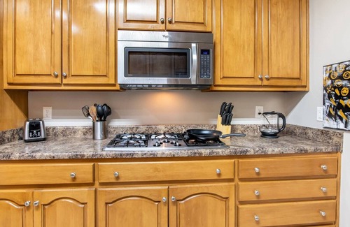 Bessemer House | Charming 3 Bedroom on Private Land w/Lots of Space