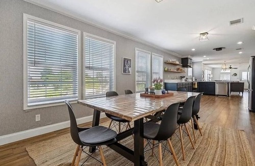 Delacroix House | Charming 3 Bedroom Shell Beach Fishing Camp Home