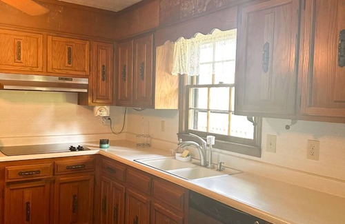 Fayetteville House | Charming 3-Bedroom Home with Serene Nature Views