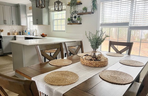 Fayetteville House | Charming 3-bedroom Fayetteville home ideal for long term stay