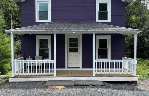 Haines Falls House | Charming 3-bedroom house in Haines Falls, near Kaaterskill Falls and campground!