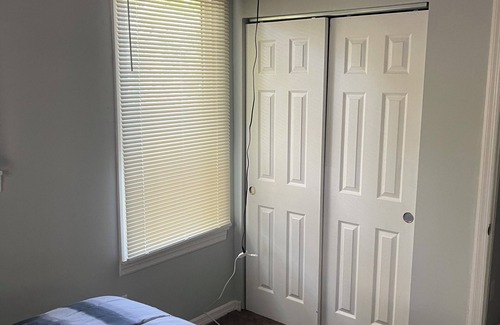 Brentwood House | Charming 3-bedroom house in Jacksonville with WiFi and AC