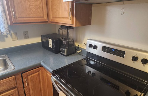 Sellersburg House | Charming 3-bedroom bungalow with AC and WiFi in lovely Sellersburg