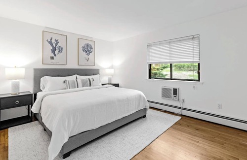 Shinnecock Hills Other | Charming 3-bedroom with WiFi and AC in lovely Southampton