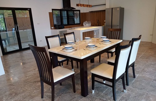 Hua Hin Villa | Charming 3-bedroom villa with WiFi, AC in superb Hua Hin
