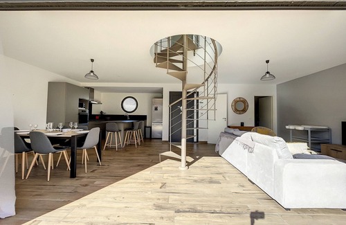 Elne House | Charming 3-Bedroom Villa with Private Pool, Garden, and Terrace in Elne
