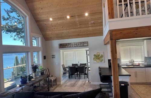Coupeville House | Charming 3 bedroom waterfront in Coupeville, Wa