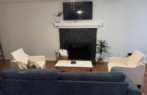 Alpharetta House | Charming 3 bedrooms in the heart of Alpharetta