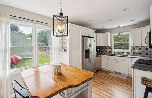 Cary House | Charming 3bedroom home in Welcoming Cary, Centrally Located with Greenway Access