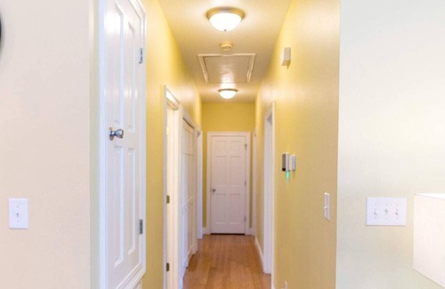 Kreole Apartment | Charming 3BR/2B Retreat That Feels Like Home