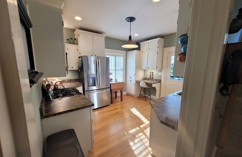 Beechmont House | Charming 3BR house, 20min walk to Churchill Downs, family-friendly Derby