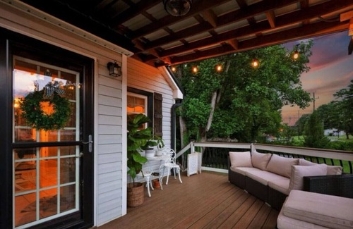Mooresville House | Charming 3br Property with fenced in downtown Mooresville, NC