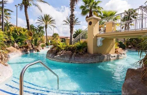 Regal Palms House | Charming 4 bed 3 bath Townhome