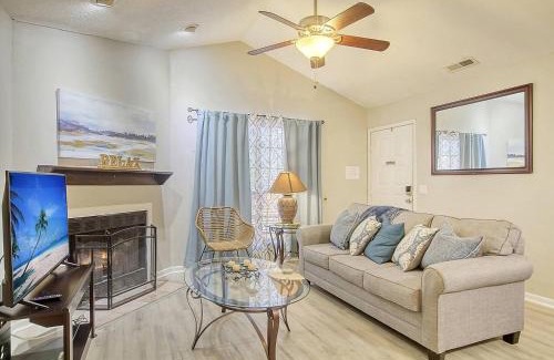 North Charleston House | Charming 4-bed Retreat Central Location!